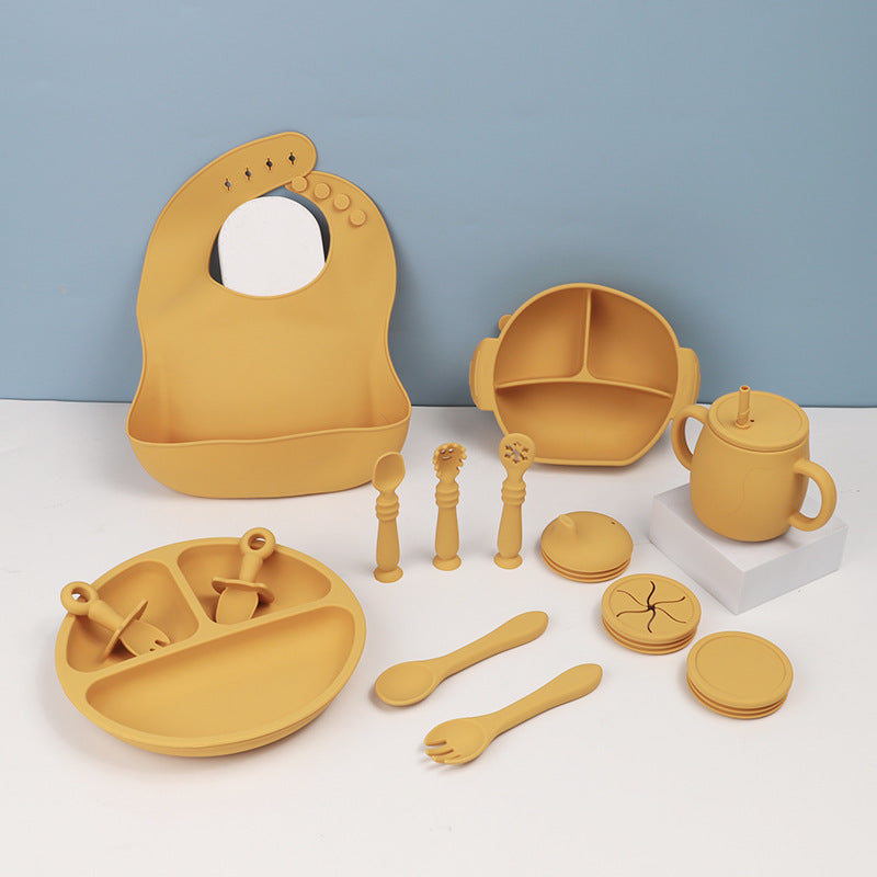 Children's Silicone Feeding Set 15-Piece With Bib