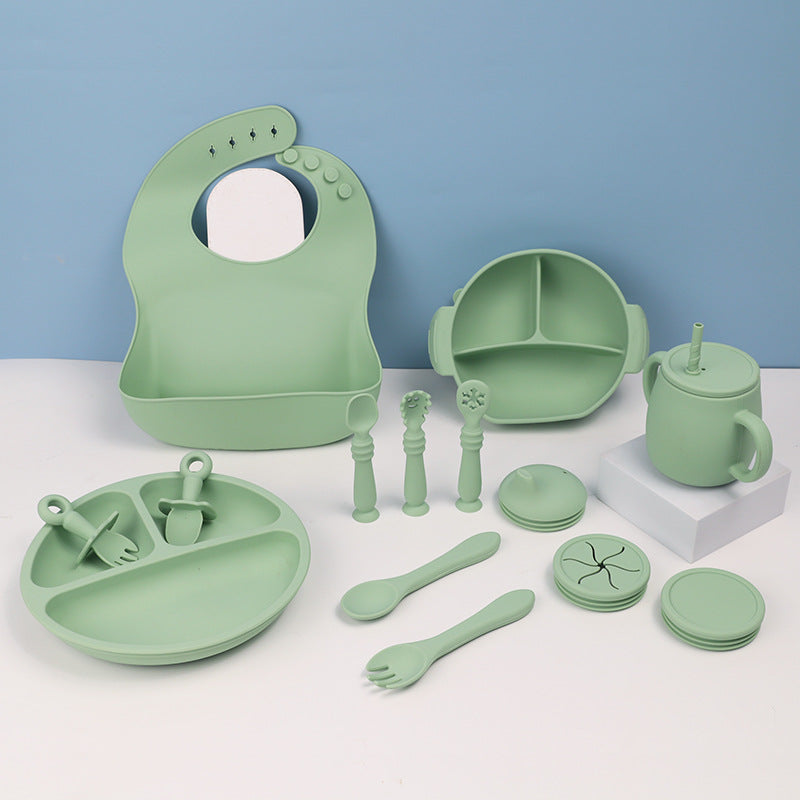 Children's Silicone Feeding Set 15-Piece With Bib